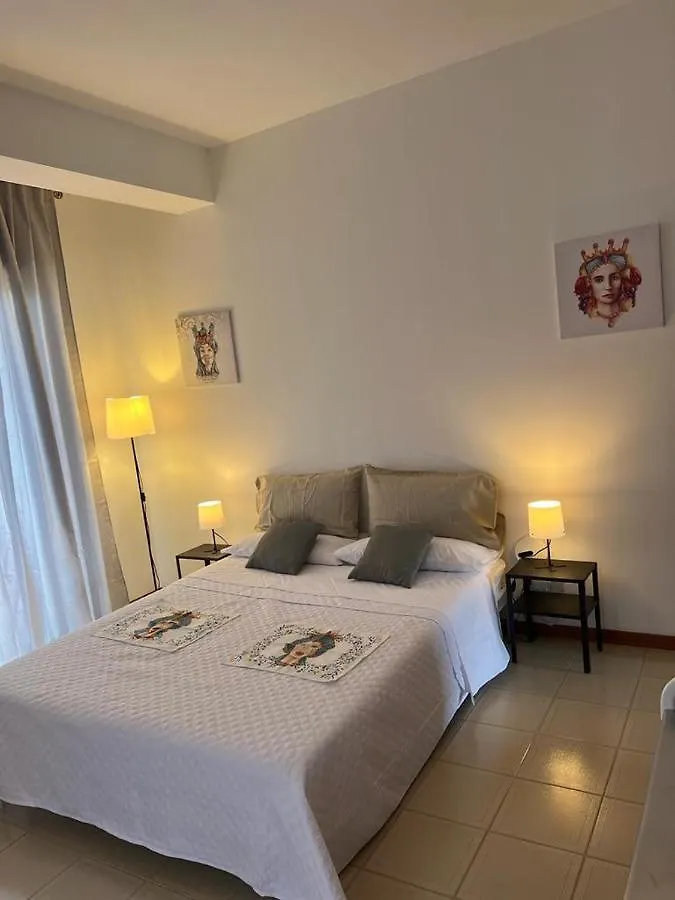 Igeapartment Palermo 0*,  Italia